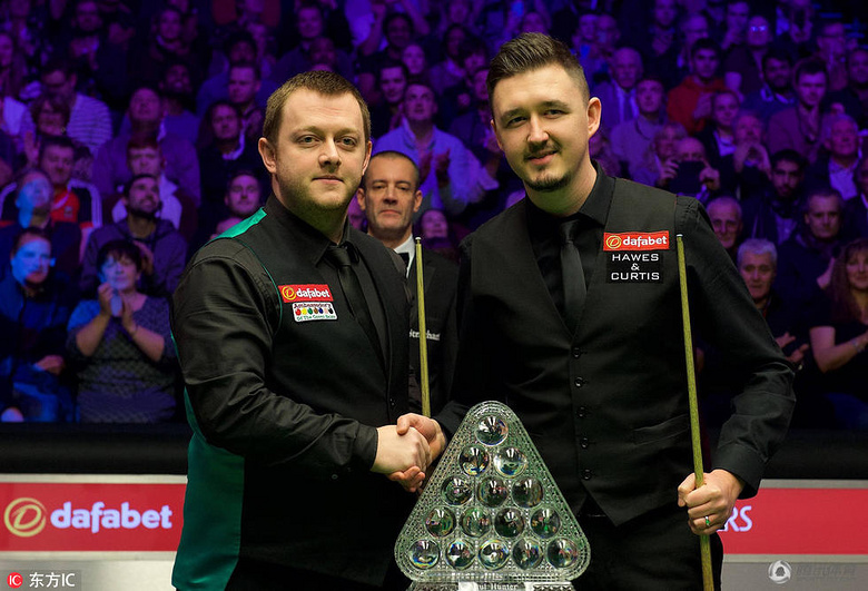 更以积极的 更以积极的